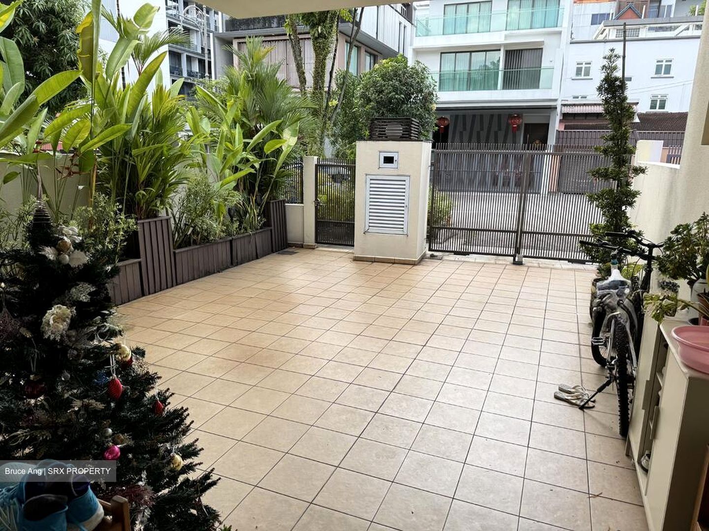Seletar Hills Estate (D28), Terrace #513570241